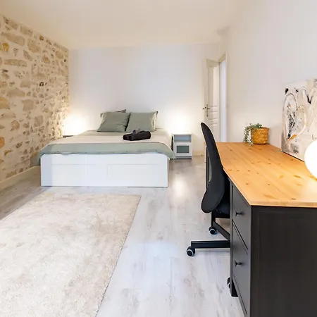 Апартаменты Moderne Notre-dame De