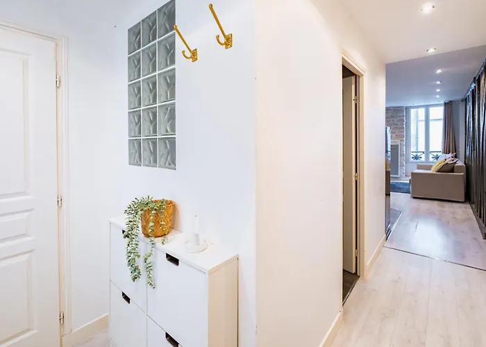 Apartament Moderne Notre-dame De