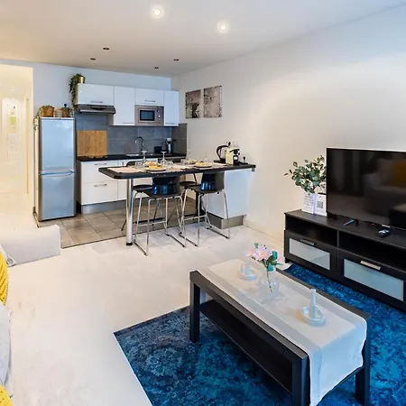 Moderne Notre-dame De Apartment